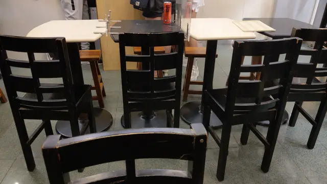 木方椅,坐得迫狹