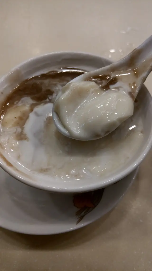 豆腐花稀身,勝在滑不留口