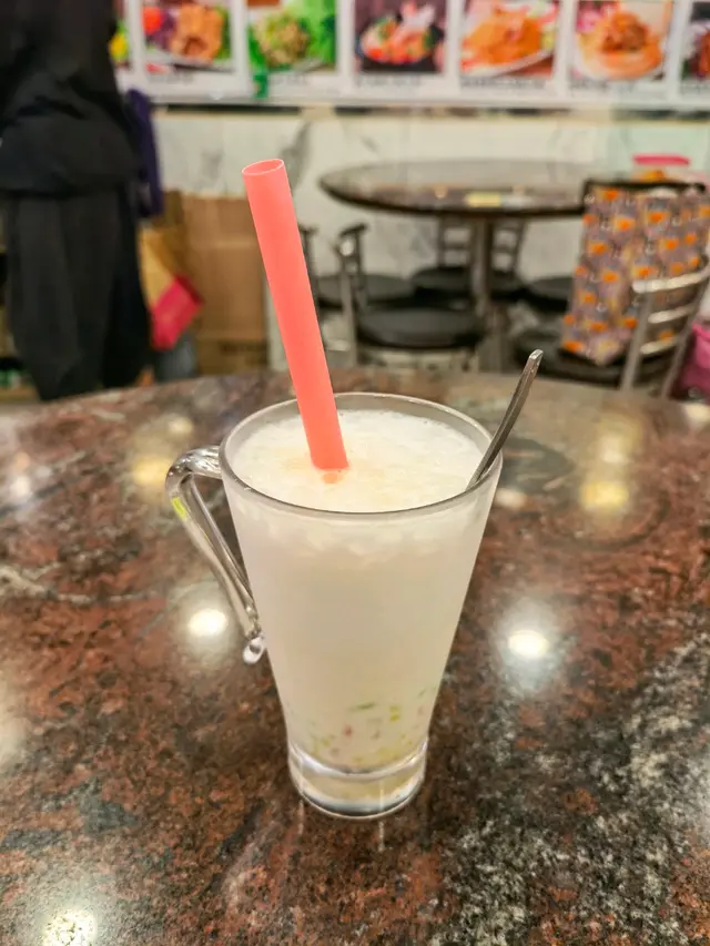 椰汁三色冰