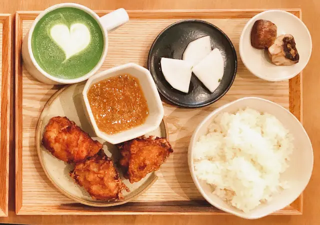 配一保堂Matcha  latte