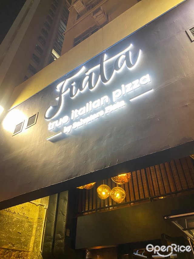 Fiata Pizza-door-photo