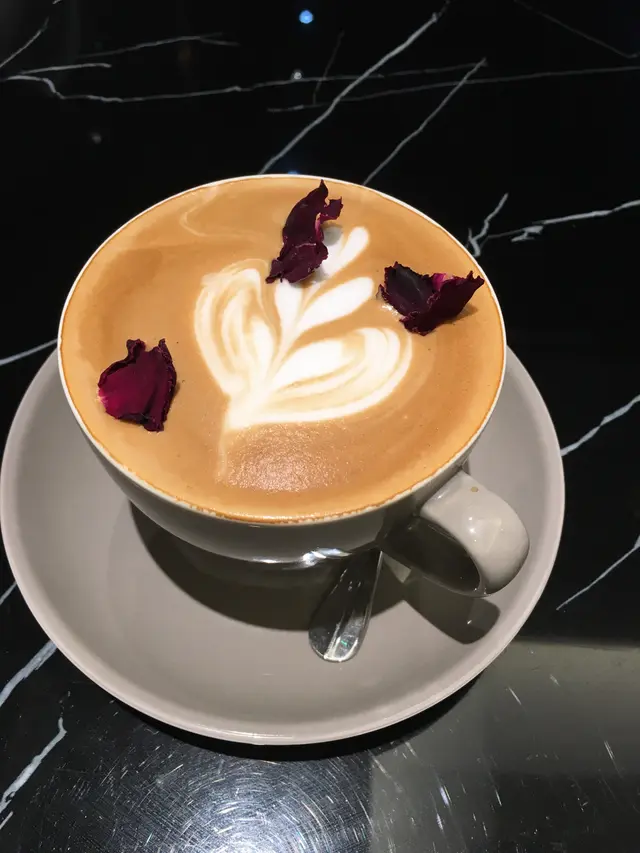 Rose  latte