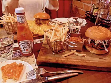 Pulled  Pork  Buger  