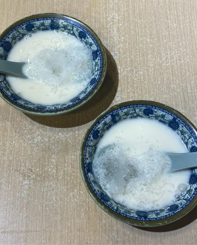 椰汁雪燕燉官燕