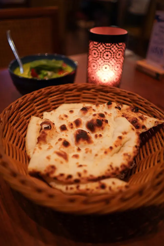 Naan 烤餅