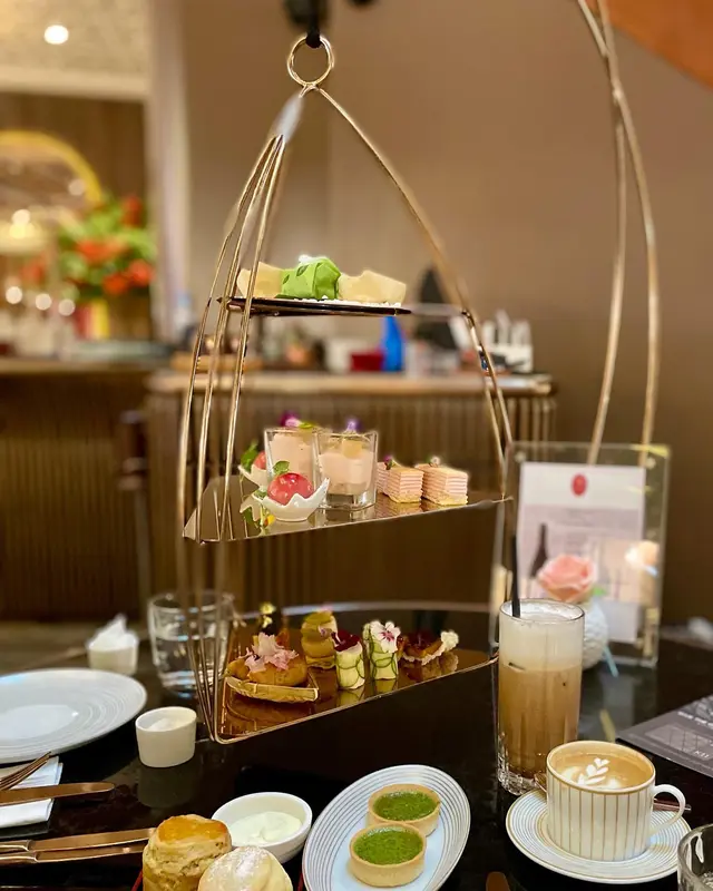 Artisanal Afternoon Tea Set  