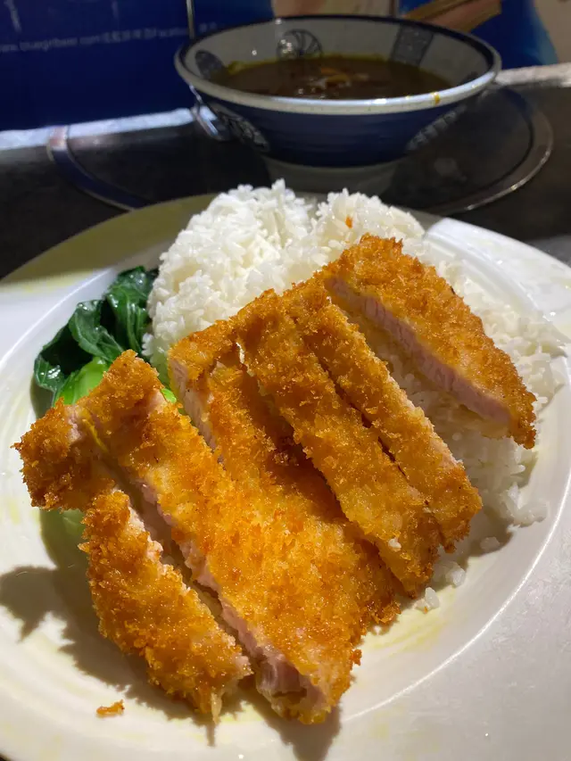 咖哩吉列豬扒
