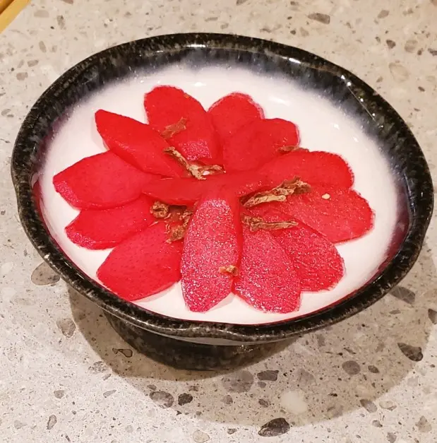 香甜爽脆，薄薄的切片，看得出廚師的用心製作，令我吃完又再想吃😋
