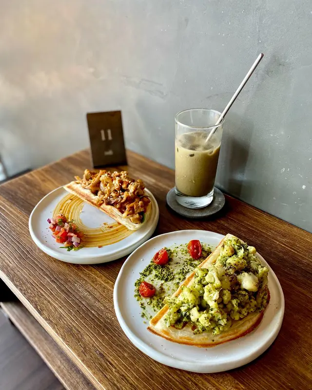 自家製青醬椰菜花窩夫