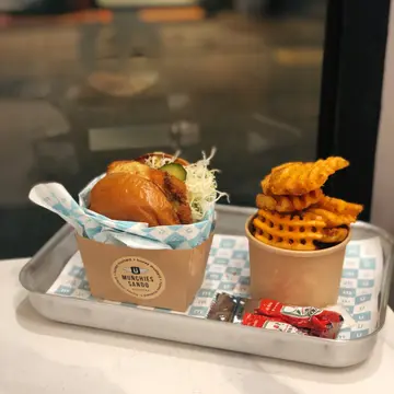 蜜糖芥末雞肉漢堡