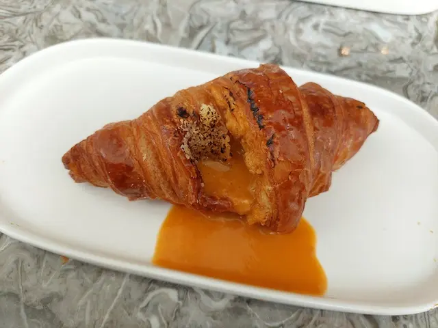 龍蝦湯流心牛角包