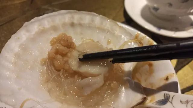 蒜蓉粉絲蒸大元貝