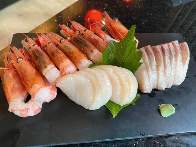 甜蝦，帶子，油甘魚