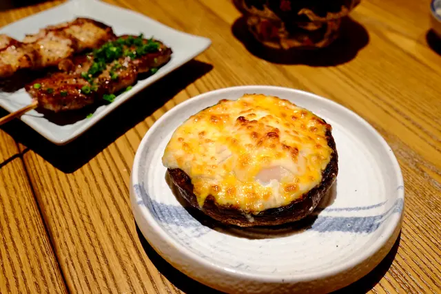 芝士流心蛋大啡菇