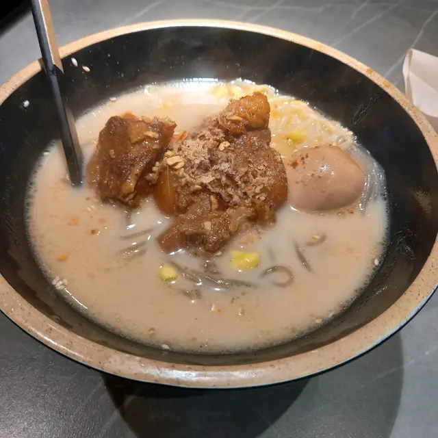豬骨湯底不錯