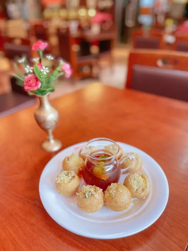 炸米餅配薄荷汁