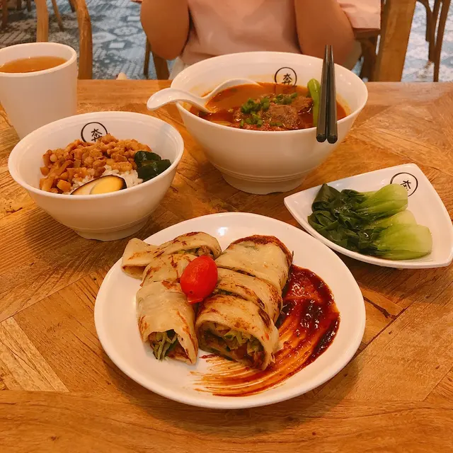 眷村牛肉捲蔥餅