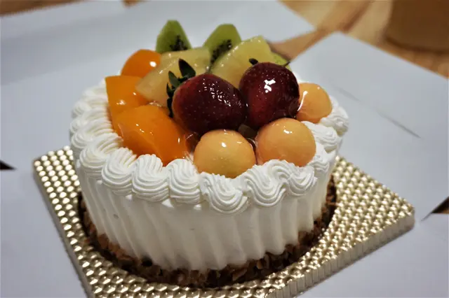 鮮果忌廉蛋糕