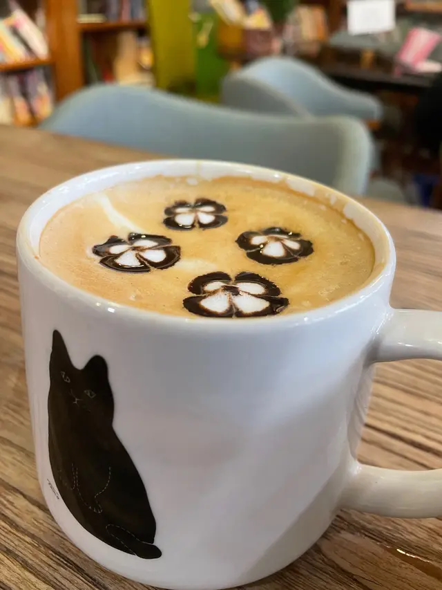 拿鐵咖啡(熱)