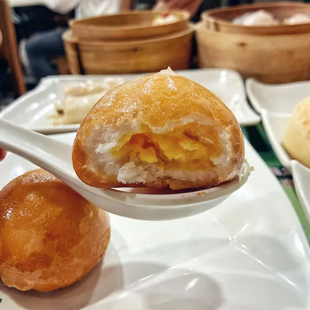 酥炸奶黃包