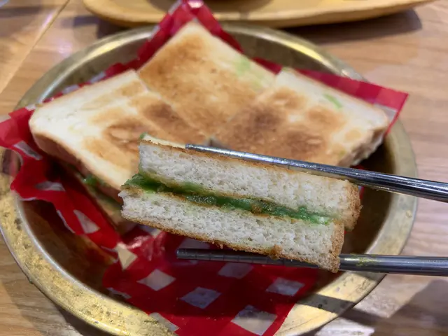 馬來咖央多士 斑蘭