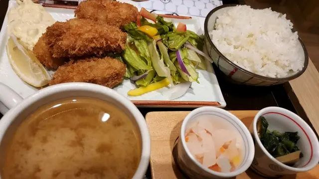 吉烈廣島蠔定食