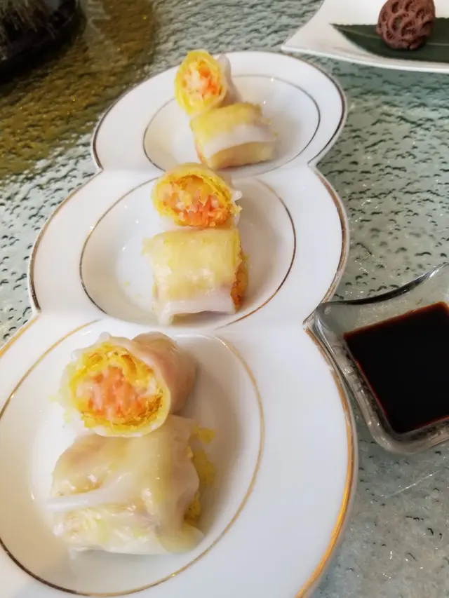 脆皮蝦腸粉