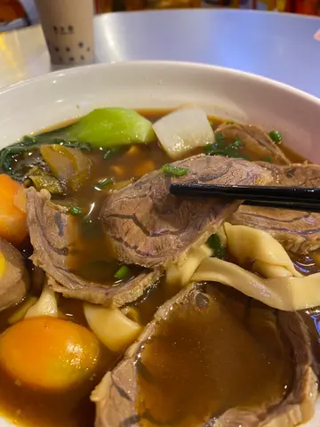 紅燒牛肉麵