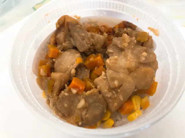 南瓜雞柳紅米飯