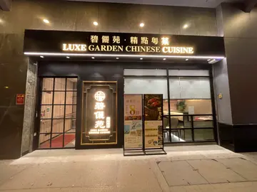 经OpenRice 晚市订座可享免开瓶费