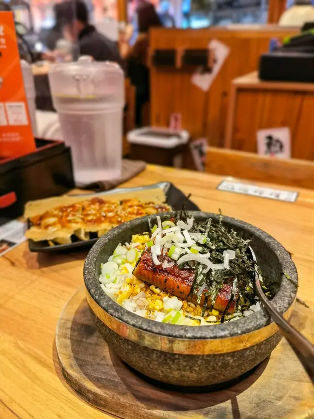 石燒鰻魚飯