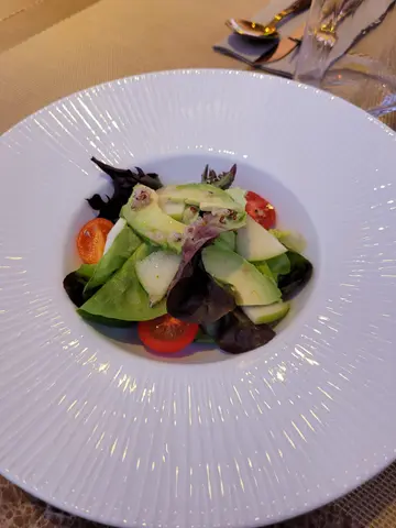 牛油果沙律