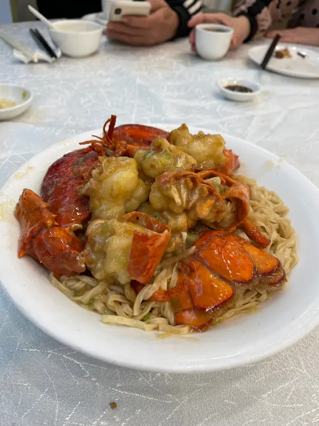 龍蝦伊麵孖寶餐