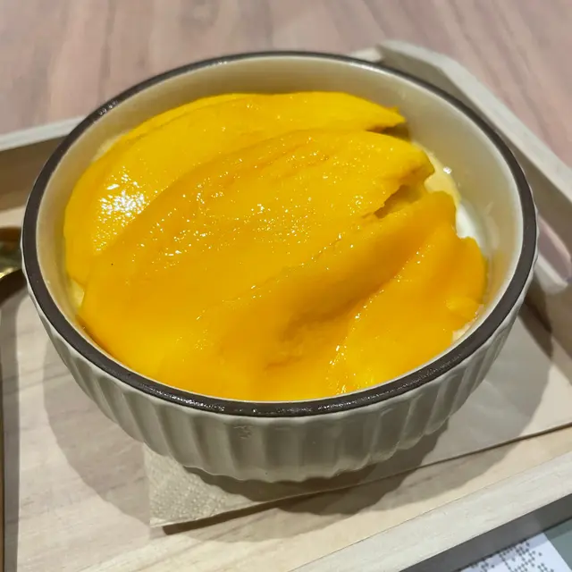 芒果奶昔雙皮奶