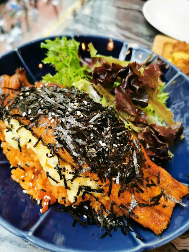 燒鰻魚滑蛋蓋意式紅飯