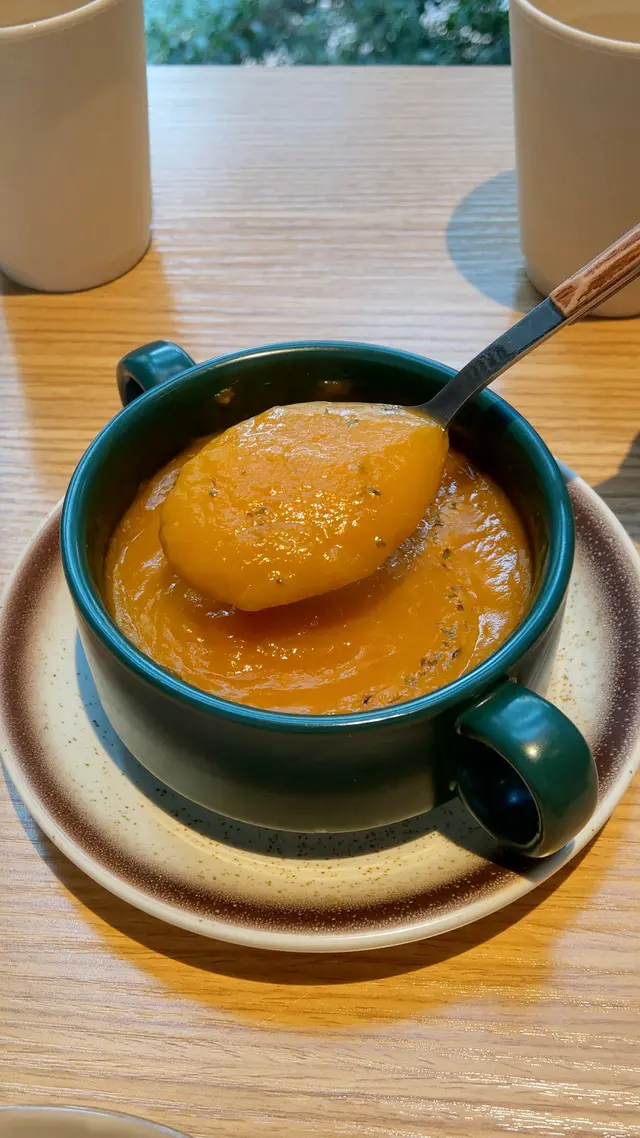 質感濃稠的南瓜湯,加入大量南瓜,真材實料
