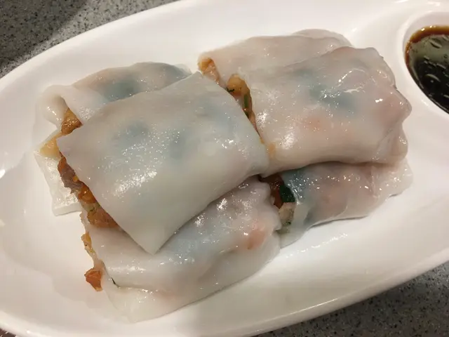 未食都睇到老闆落重料