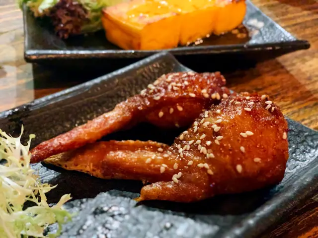 札幌芝麻香燒餃子雞翼