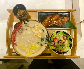 Eel  belly    Udon  set