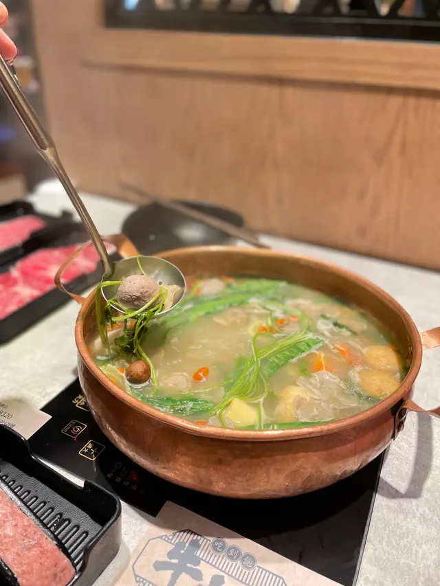 藥膳牛蒡鍋
