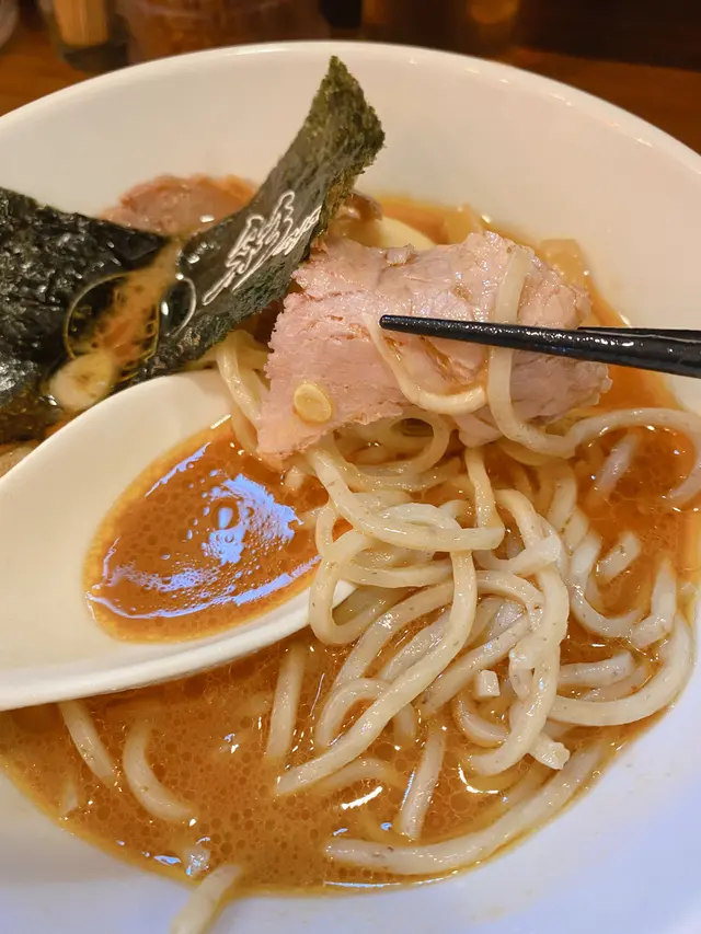 蝦味噌湯沾麵配小麥麵