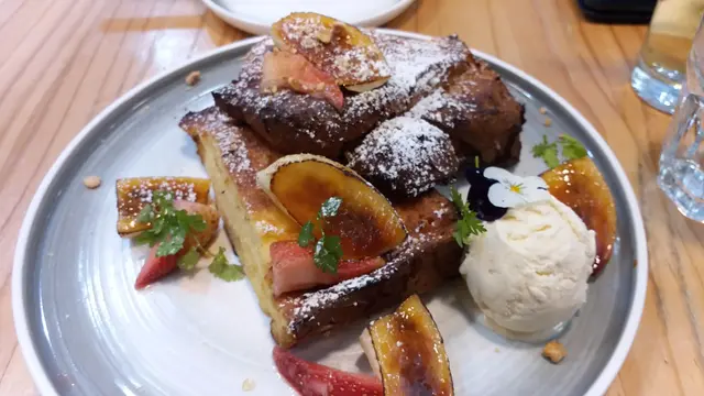 焦糖香蕉雪糕法式多士