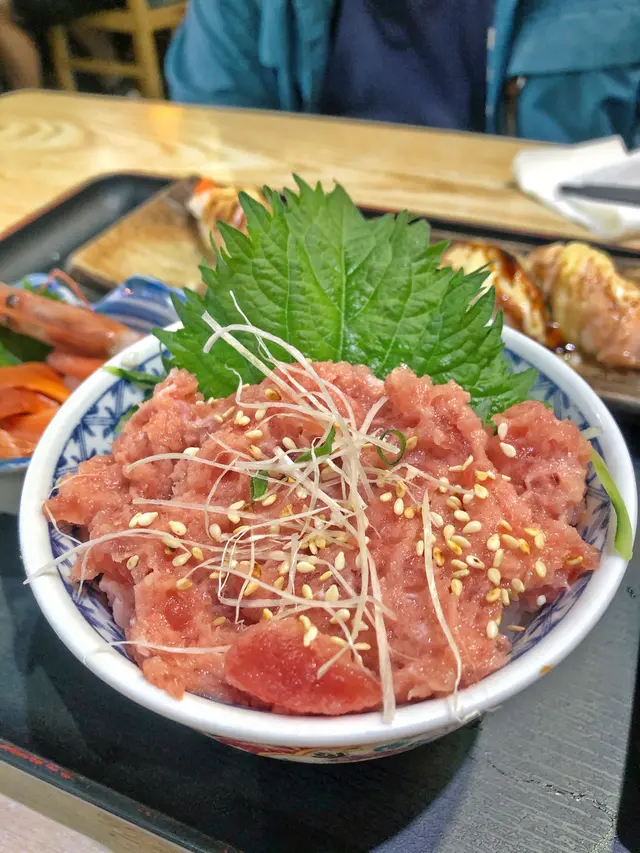迷你吞拿魚蓉丼