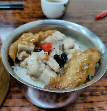鳳爪排骨飯