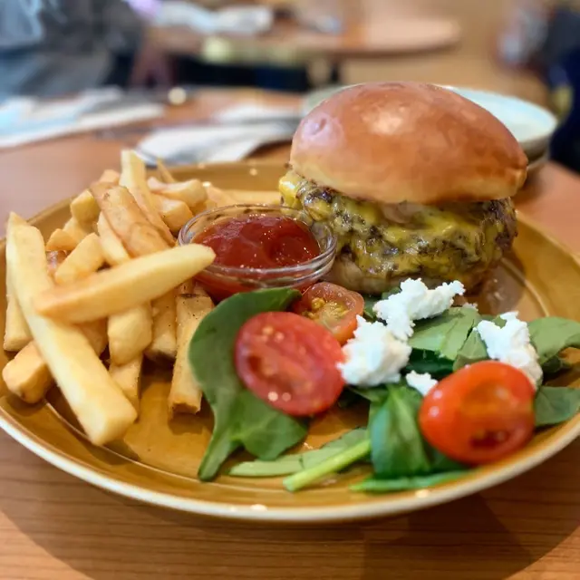 Black Sugar Cheeseburger