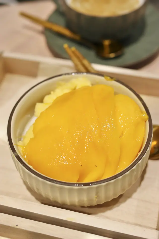 芒果奶昔雙皮奶