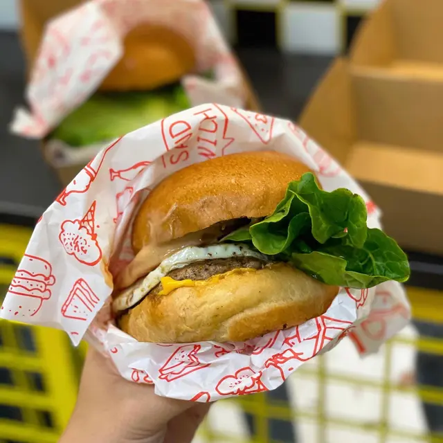 WB手打牛王漢堡