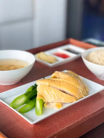 Crowne Plaza Hainanese Chicken Rice