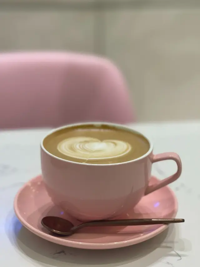 玫瑰鮮奶咖啡