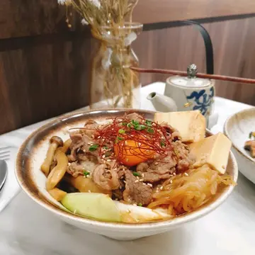 牛肉壽喜燒蓋飯